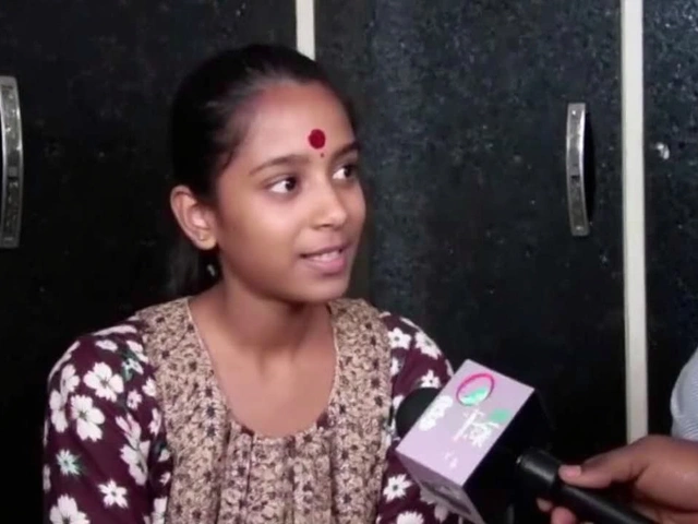 RBSE 10th Topper Nidhi Jain Stuns with 99.67%: Bundi Girl's Triumph in Rajasthan Board Exams