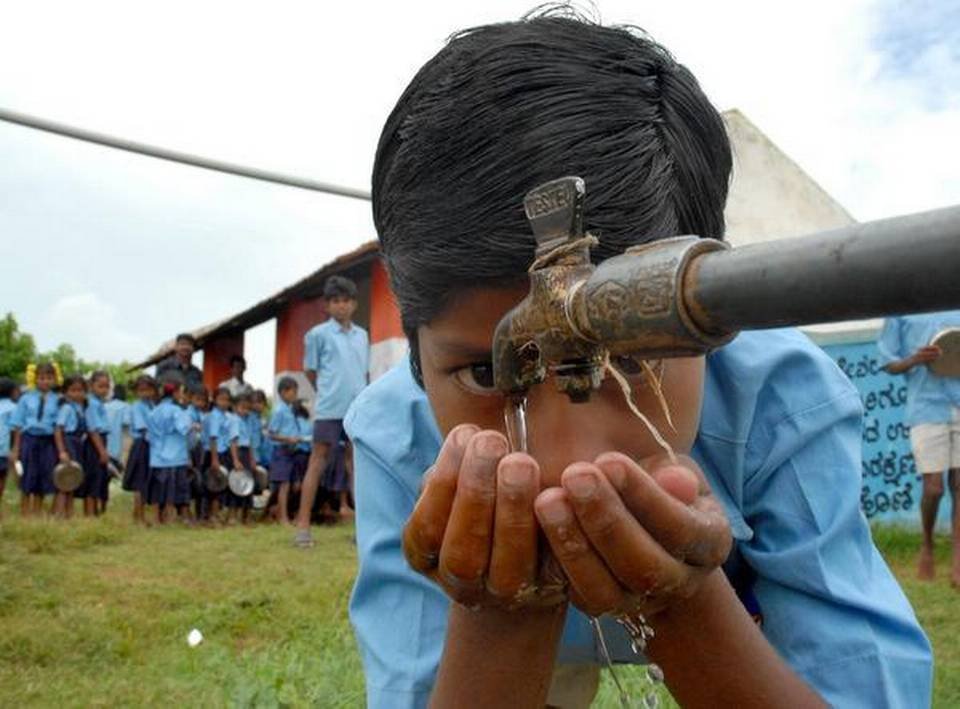 After Kerala and Karnataka, the Tamil Nadu government has also decided to give water breaks to children in schools.