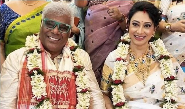 Viral: Actor Ashish Vidyarthi, 60, Marries Rupali Barua.